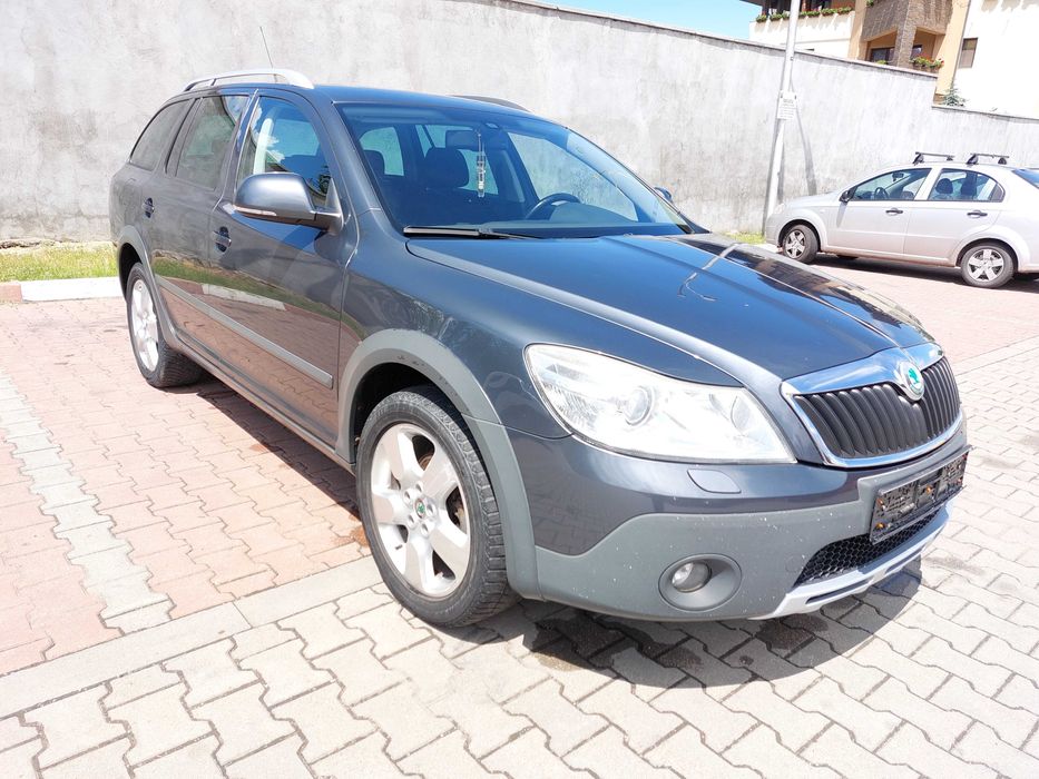 Autoturism Skoda Octavia Scout