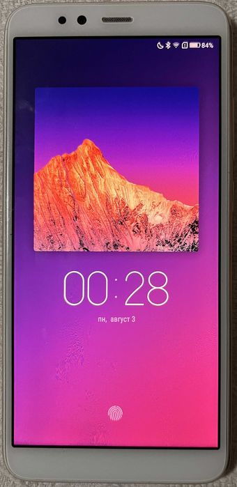 Предлагам мобилен телефон Lenovo S5 K520 за части
