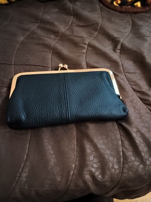 Дамски клъч от естествена кожа.Портмоне,Нови