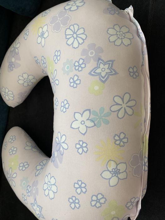 Perna pentru alaptat si sustinere bebelus