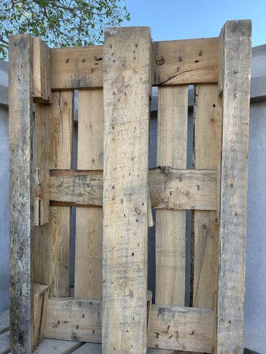 Паддон сотилади холати зор.