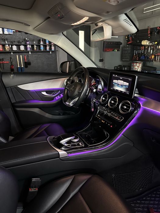 Colantare trimuri/Plafon Alcantara/Lumini ambientale