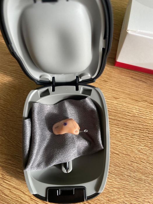 Aparate auditive Bernafon NOI, nefolosite + baterii Oticon