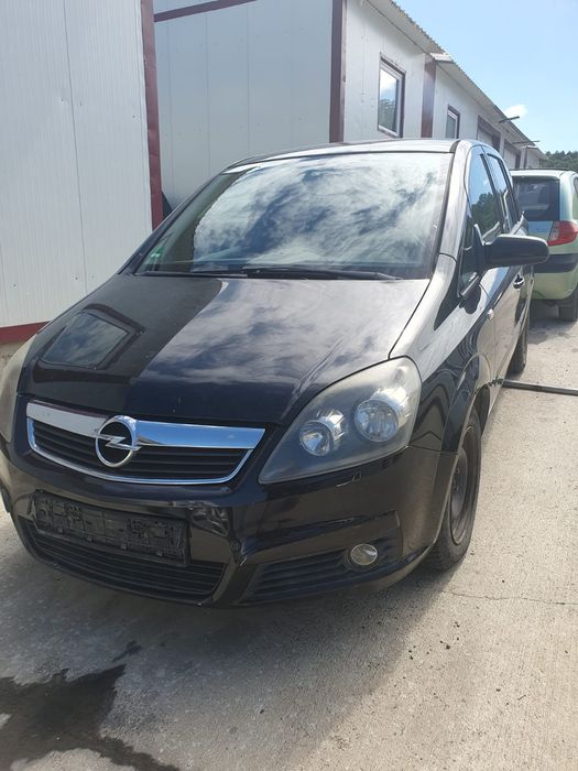 Dezmembrez Opel Zafira B 1.6-16 v benzină XEP