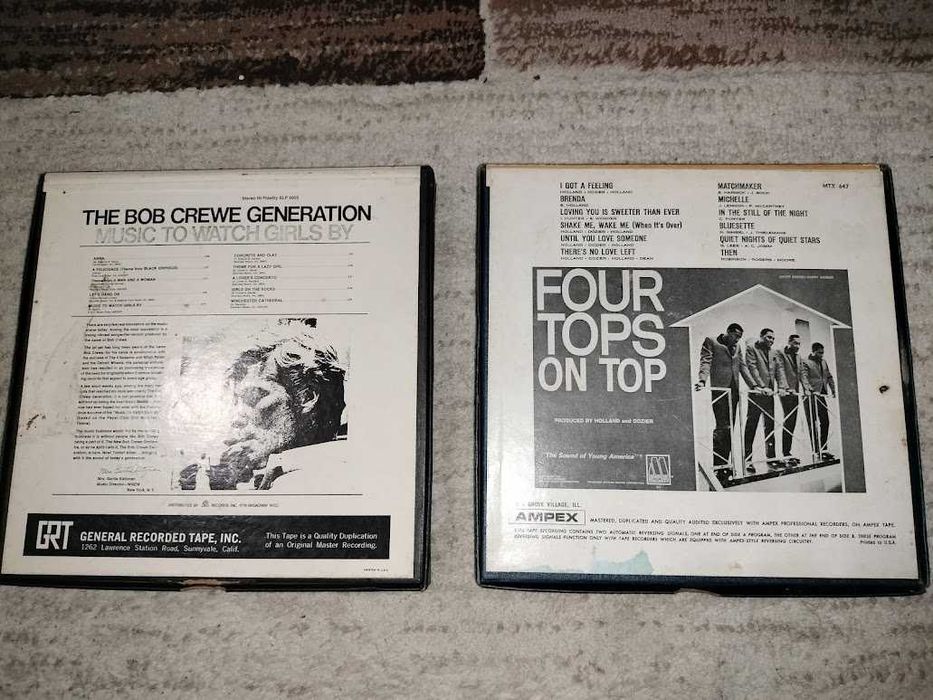 Vand banda magnetofon,doua benzi originale inregistrate