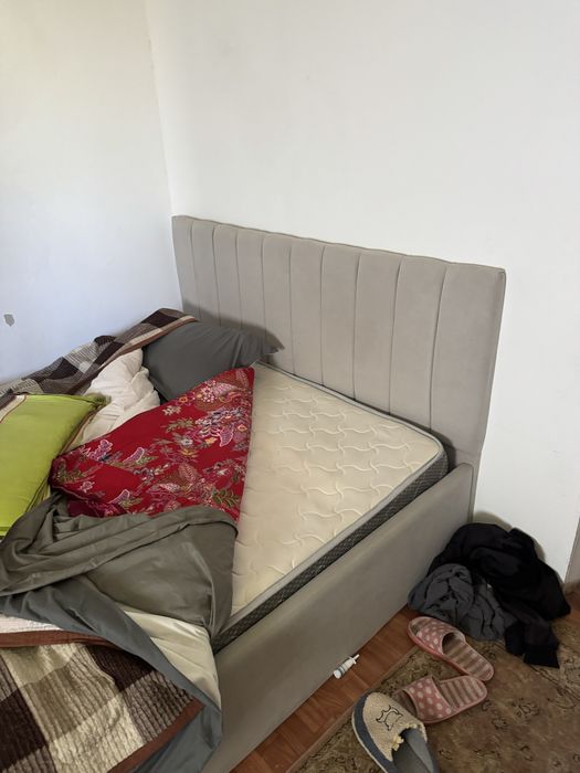 Кровать двухспальнная