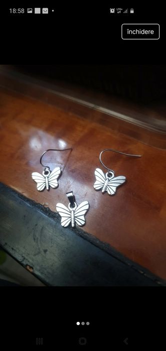 2 nasturi bijuterie superbi si alte seturi