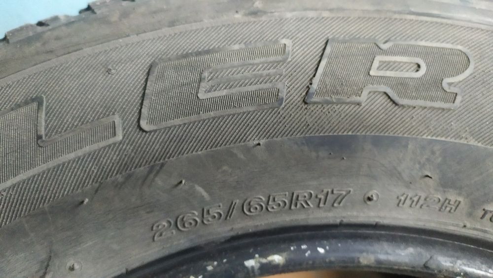Продам резину 265/65 r17