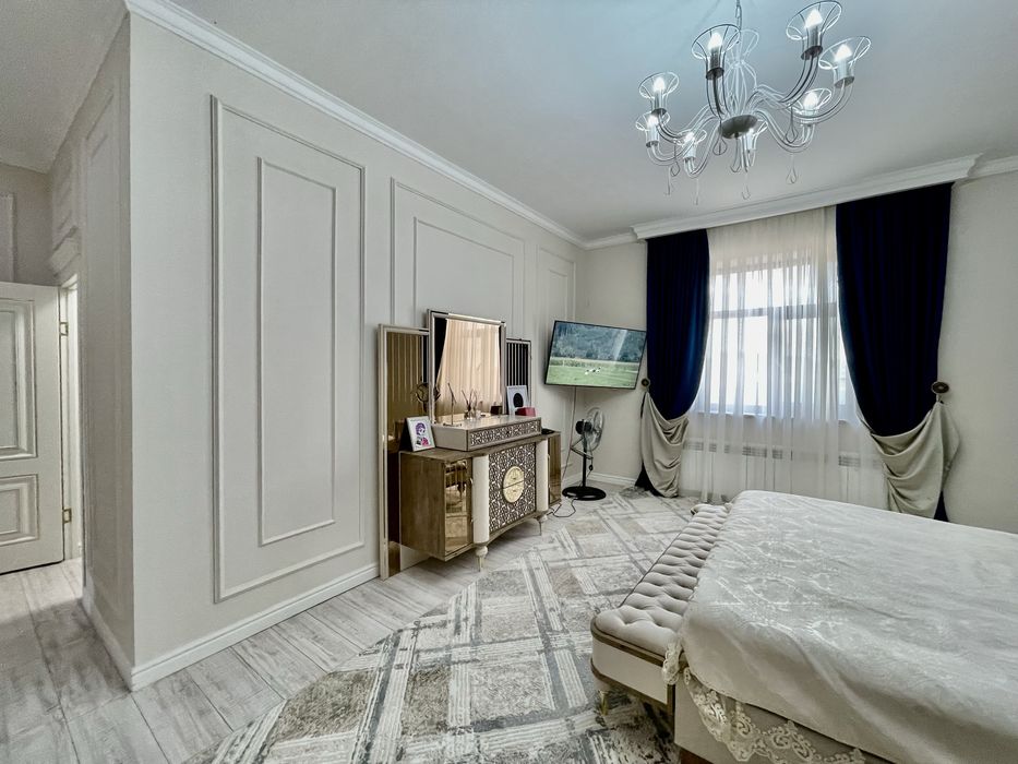 Спальный гарнитур, кровать, тумба, комод