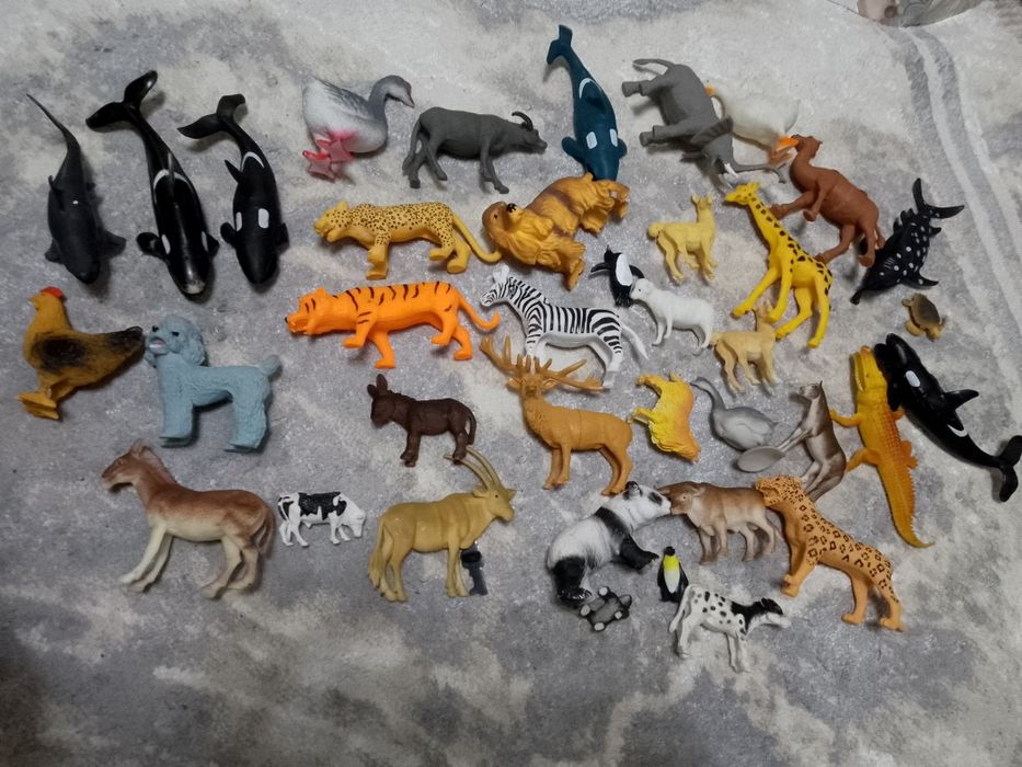 Игрушки фигурки животных