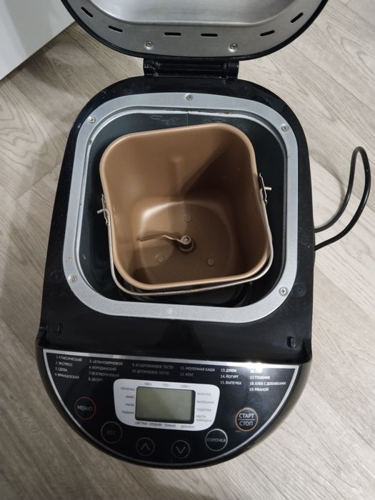 Продам хлебопечь.