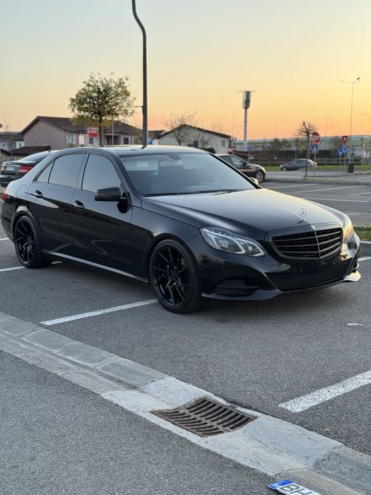 Mercedes-Benz E Class W212