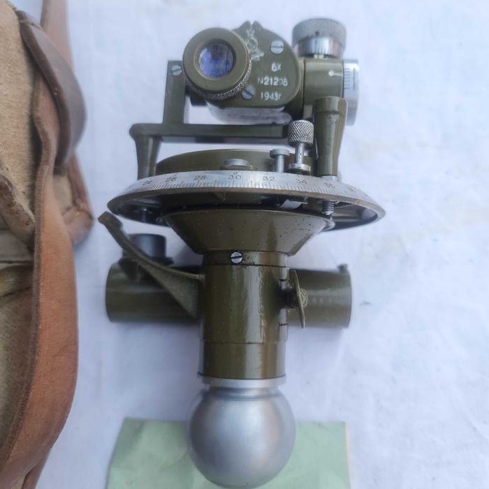 Топографска бусола