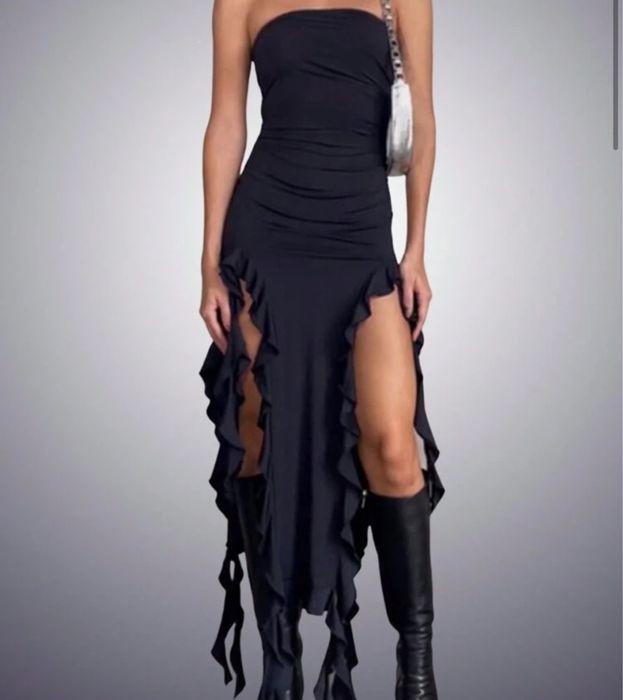 Три различни черни рокли