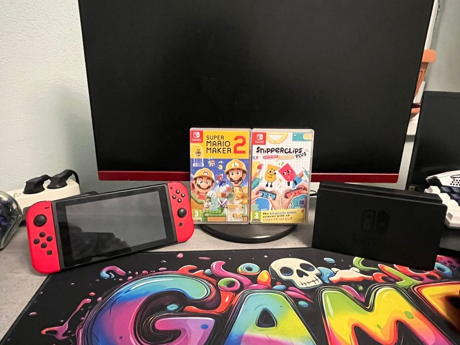 Consola NINTENDO Switch Super Mario Odyssey Special Edtion (Joy-Con Re