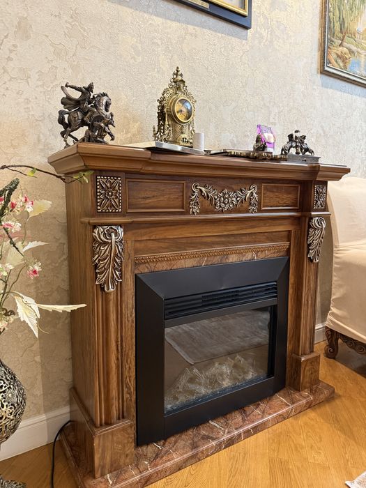 Продаю электрокамин