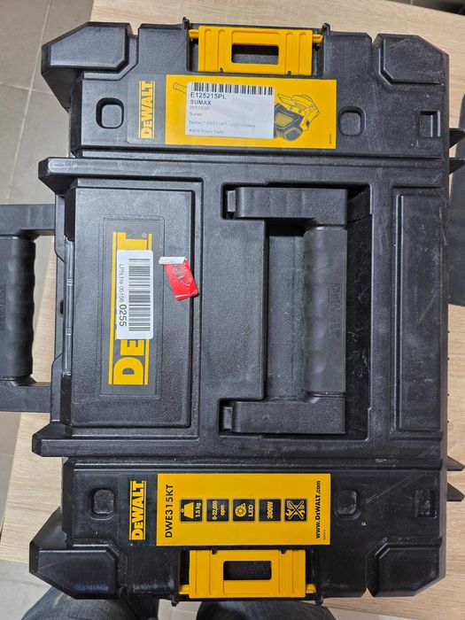 Unealta Multifunctionata DeWalt DWE315KT, Oscilanta Cu Accesorii