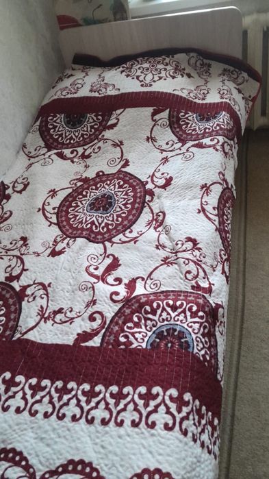 Кровать в хорошем качестве