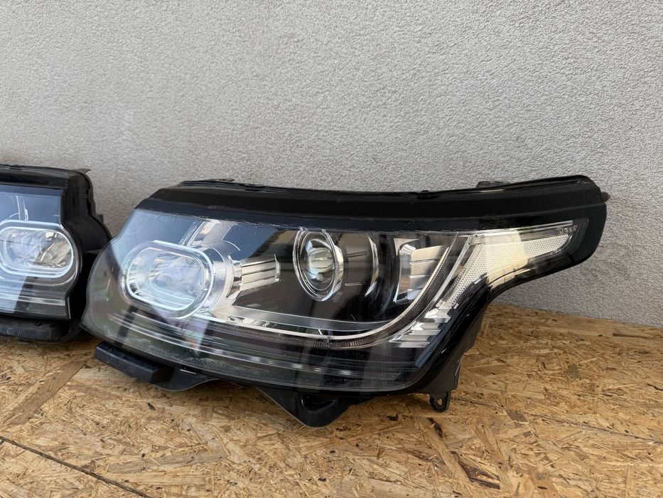 SET Far stanga dreapta Range Rover Vogue Xenon adaptiv + LED Originale