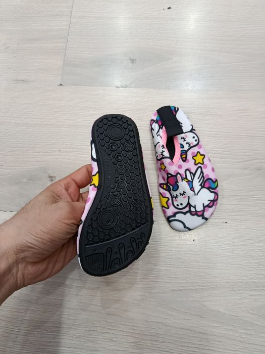 Аквашузы девочек