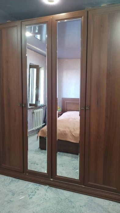Продам спальный гарнитур