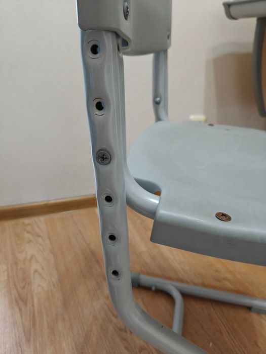 Парта для школьника