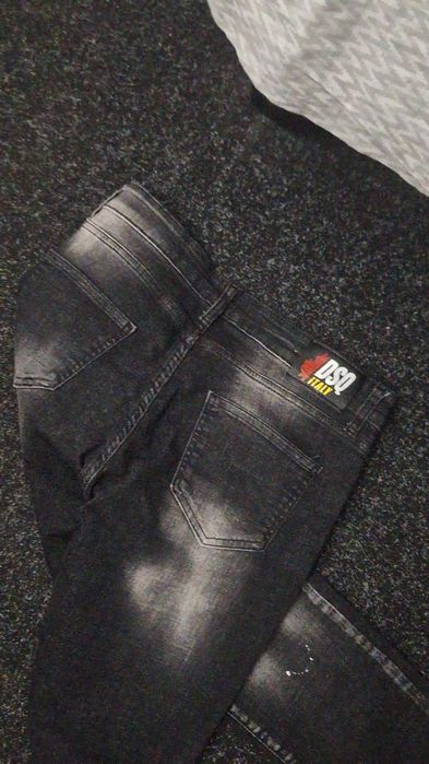 Blugi Dsquared2 Noi