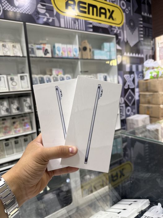 17 Air 256Gb Blue New