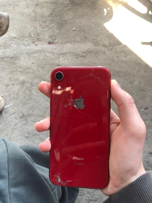 iPhone XR 128 gb 76%