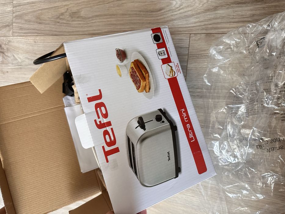 Тостер Tefal новый