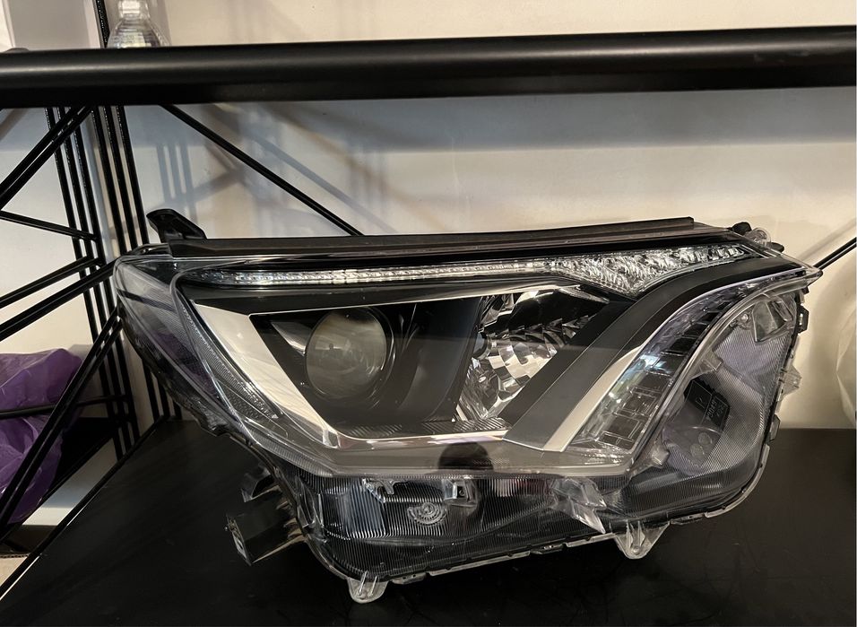 Бампер Toyota rav 4 задний