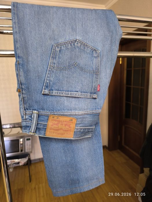 Джинсы Levi's 501. Брюки летние льняные.