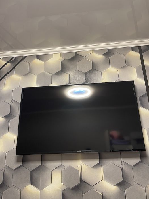 Продам телевизор Samsung LED 50