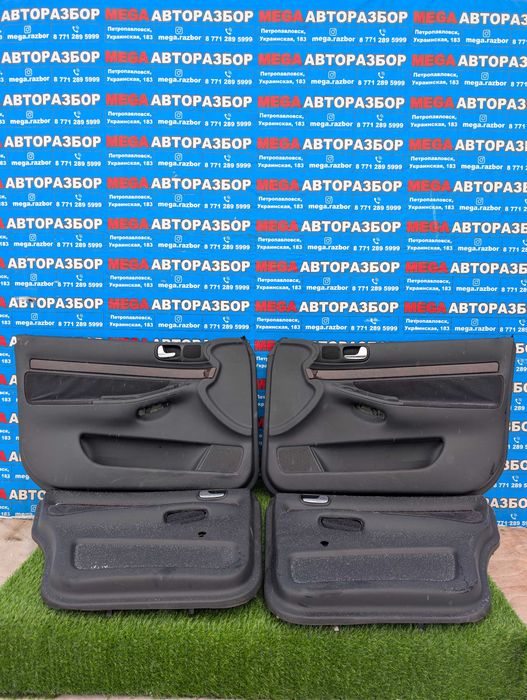 Обшивки дверей (дверные карты) на Ауди А4Б5 / Audi A4B5