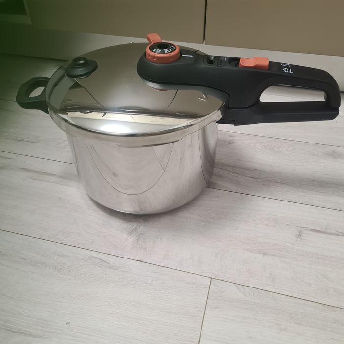 Oala sub presiune, Tefal.