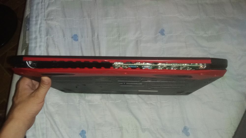 Ноутбуки на запчасть