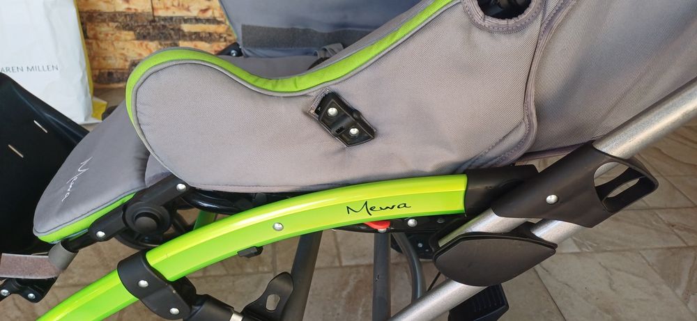 Carut pentru  copii cu dezabilitati Mewa Silla