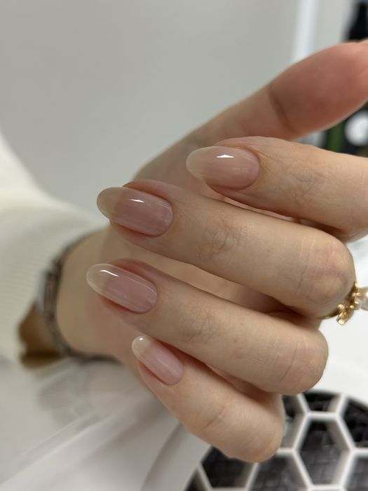 Маникюр и педикюр