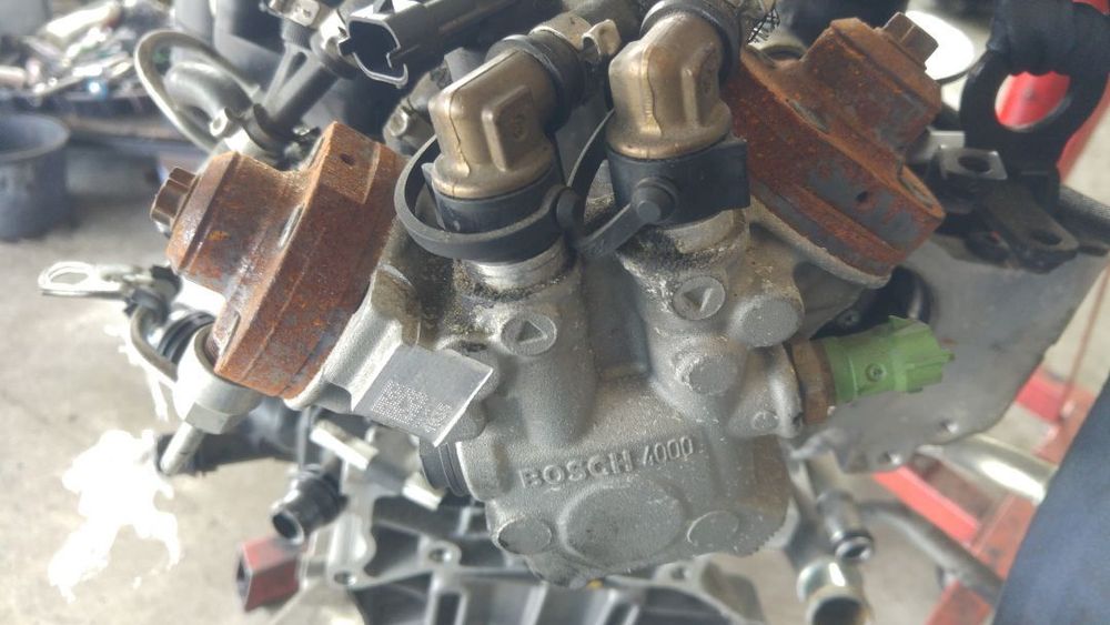 pompa inalte 2.0 d d5204t3 volvo s60 ll s80 ll v60 l xc60 xc 70 31272896 0445010618