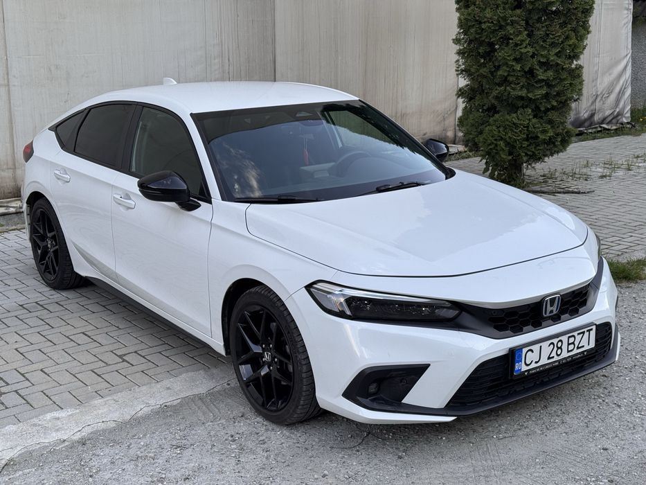 Honda Civic 2.0 Hybrid 2025 avariat usor