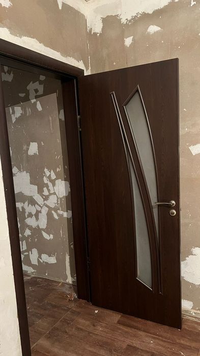 Межкомнатные двери БУ