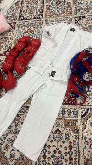 Каратэ кимоно сатылады