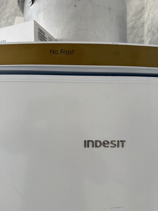 Морозильник INDESIT