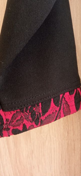 Елегантна дамска рокля