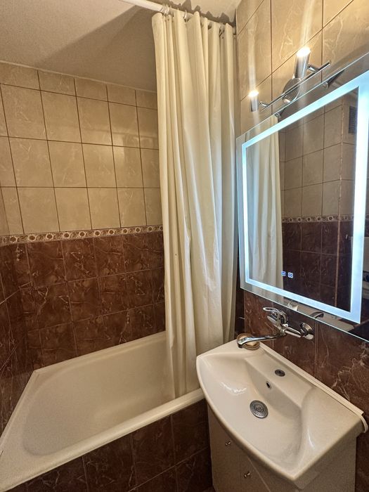 Închiriez apartament 2 camere