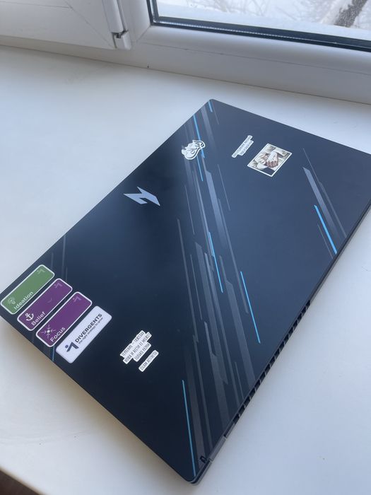 ноутбук Acer nitro v15