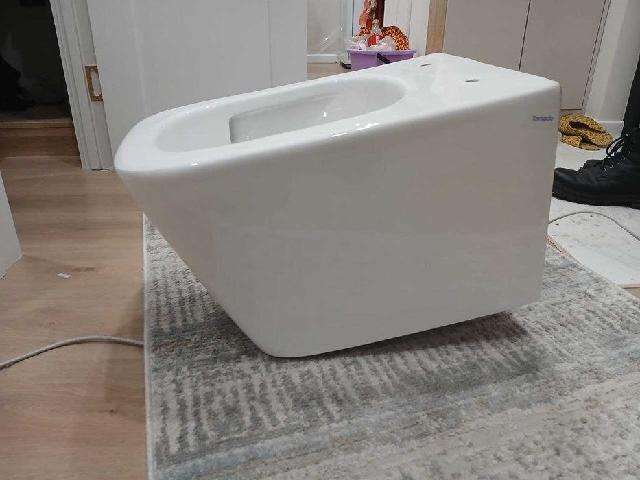 Подвесной унитаз Tornado