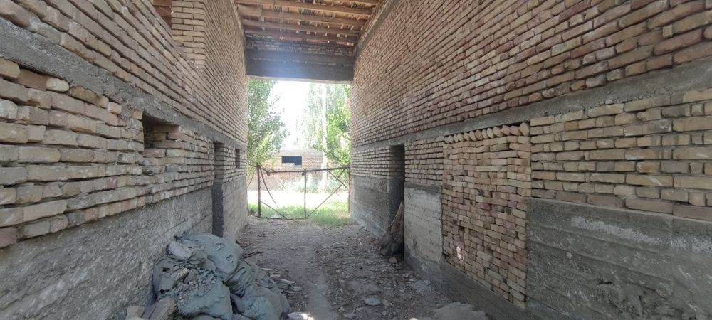 Hovli uy 6sotik 2 etajkaAndijon tuman Terak tagi MFY Yuksak kochasi