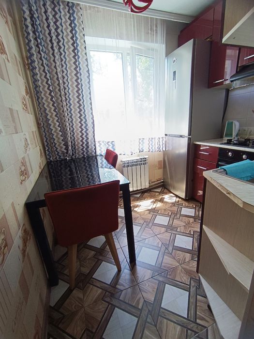 Сдается квартира по месячно