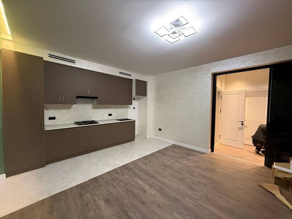 Срочно!!! продается яшнабатский район навастройка баку 2/2/5